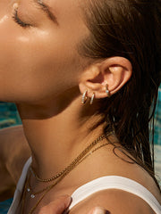 CRYSTALIZED SHINE HOOP Medium Ohrringe Gold-Shopicrush