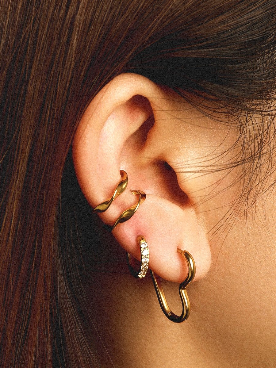 CRYSTALIZED SHINE HOOP SMALL Ohrringe Gold-Shopicrush