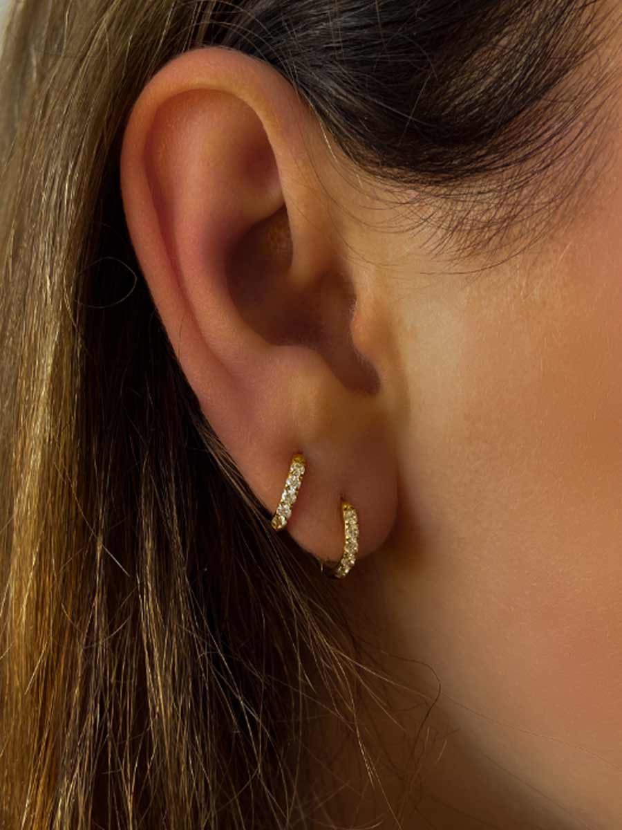 CRYSTALIZED SHINE HOOP SMALL Ohrringe Gold-Shopicrush