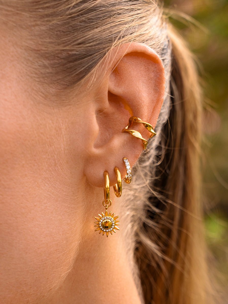 CRYSTALIZED SHINE HOOP SMALL Ohrringe Gold-Shopicrush