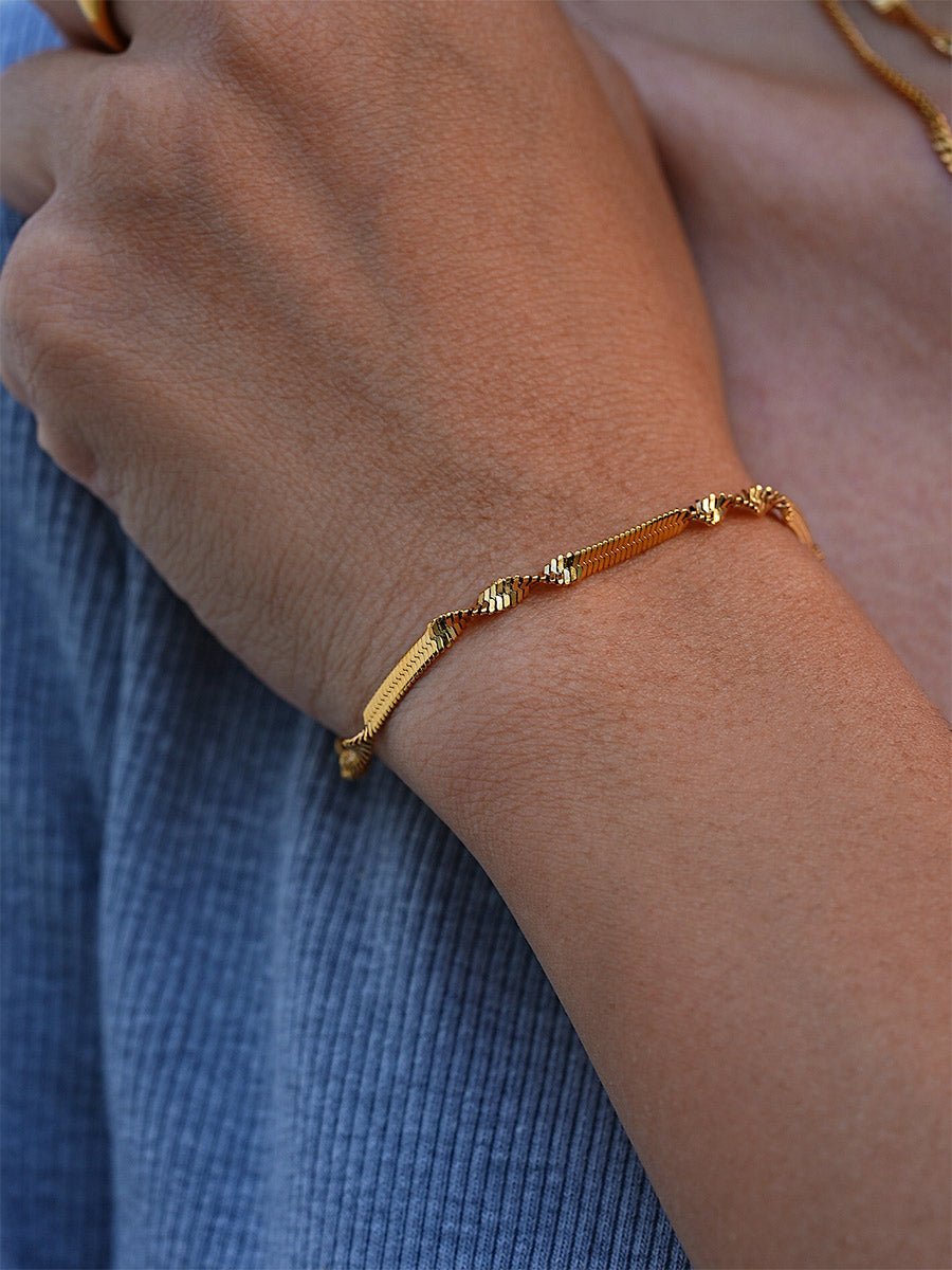 Full of Twist ARMBAND Silber-Shopicrush