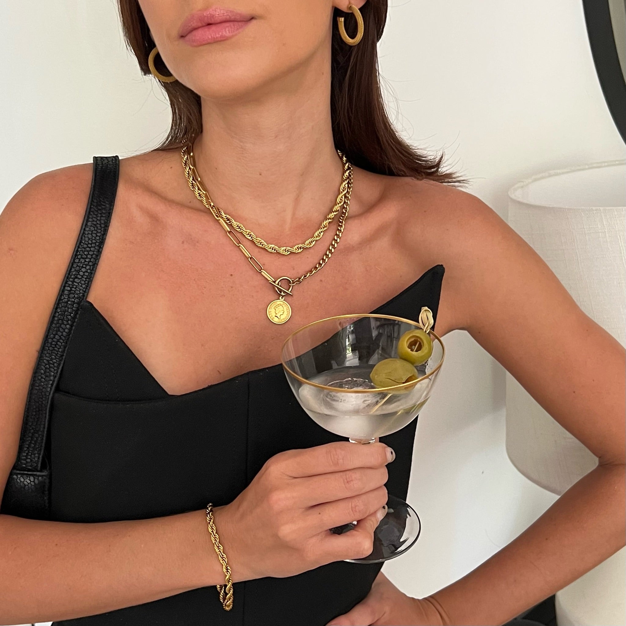 Stacie Toggle Chain Coin Kette Gold