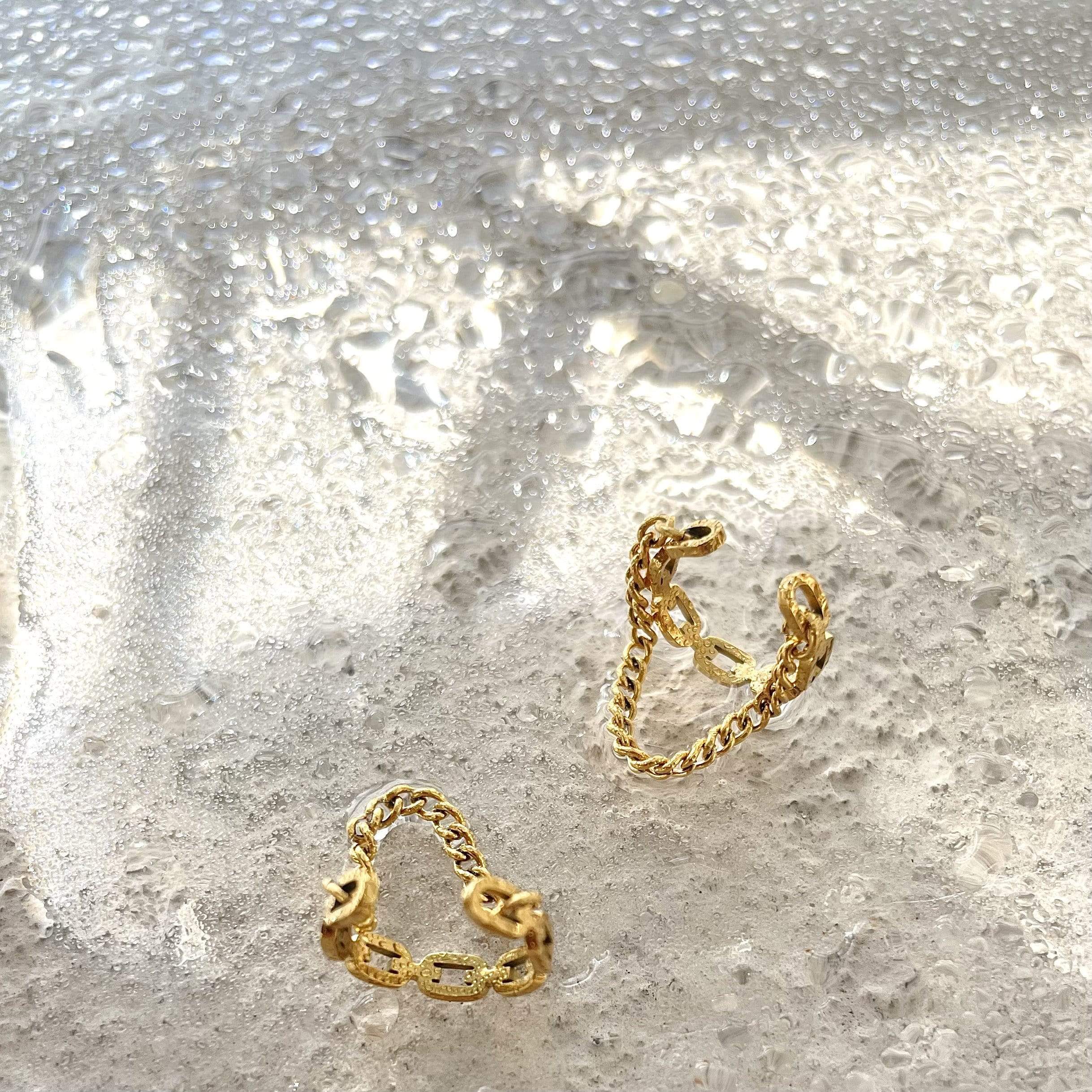 Billy Chain Earcuff