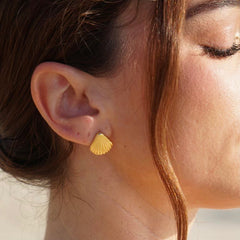 Libby Shell Ohrringe Gold