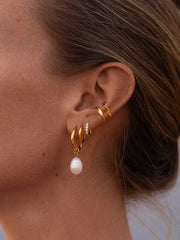 SLIM HOOP Small Ohrringe Gold-Shopicrush