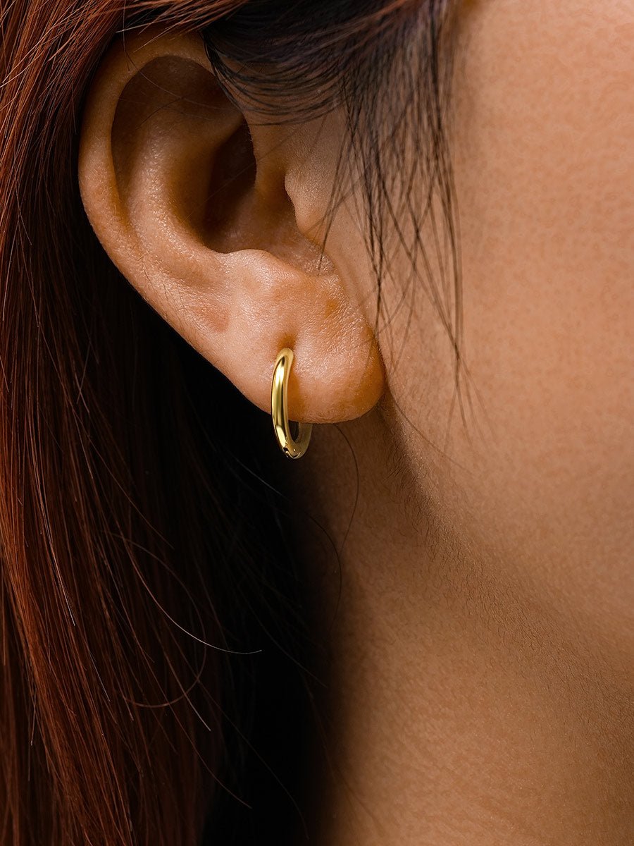 SLIM HOOP Small Ohrringe Gold-Shopicrush